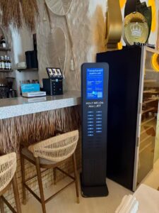 Vscharge customer shared power bank staion in hotel